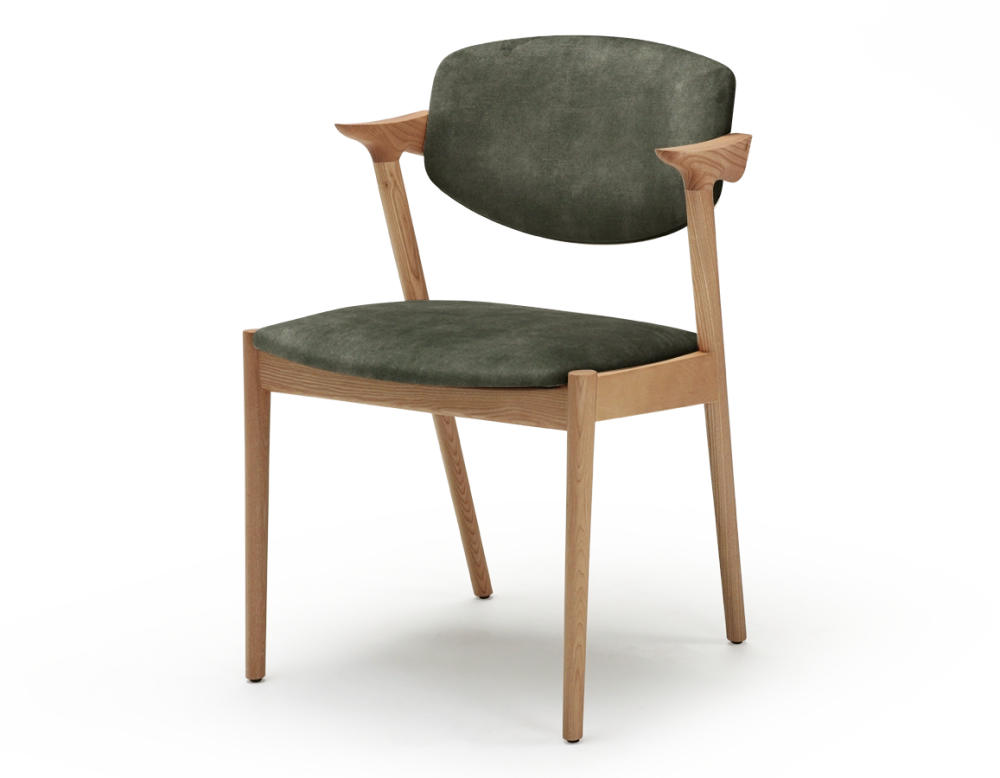 Chaise scandinave bois teinte naturelle assise tissu velours vert forêt