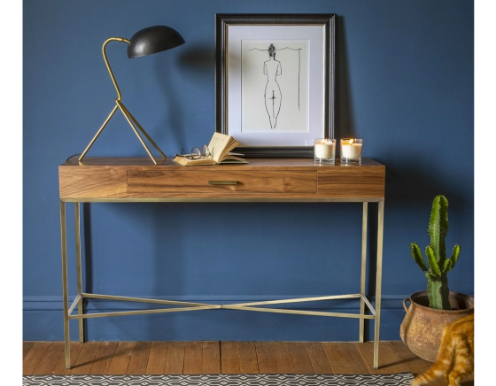 Console design noyer teinte naturelle et métal patine laiton 100 cm