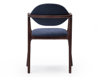 Chaise design avec accoudoirs bois teinte marron foncé et tissu bleu océan