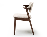 Chaise scandinave bois teinte marron foncé assise tissu fusion
