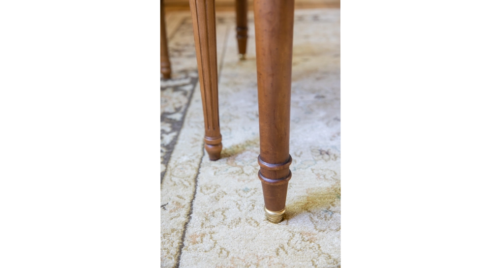 Louis XVI round extending table for 6 to 18 people wood in antique stain and beige fabric 110x120cm