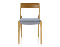 Silla escandinava madera tinte cerezo asiento tejido chevron azul