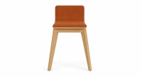 Tabouret design chêne teinte naturelle assise tissu corail