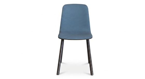 Sillas de diseño roble tintado marrón oscuro y tejido azul