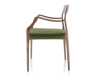 Chaise scandinave avec accoudoirs bois teinte marron foncé assise tissu vert olive