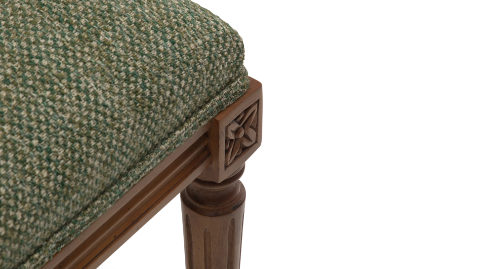Banquette ancienne style Louis XVI bois teinte ancienne et tissu chiné vert