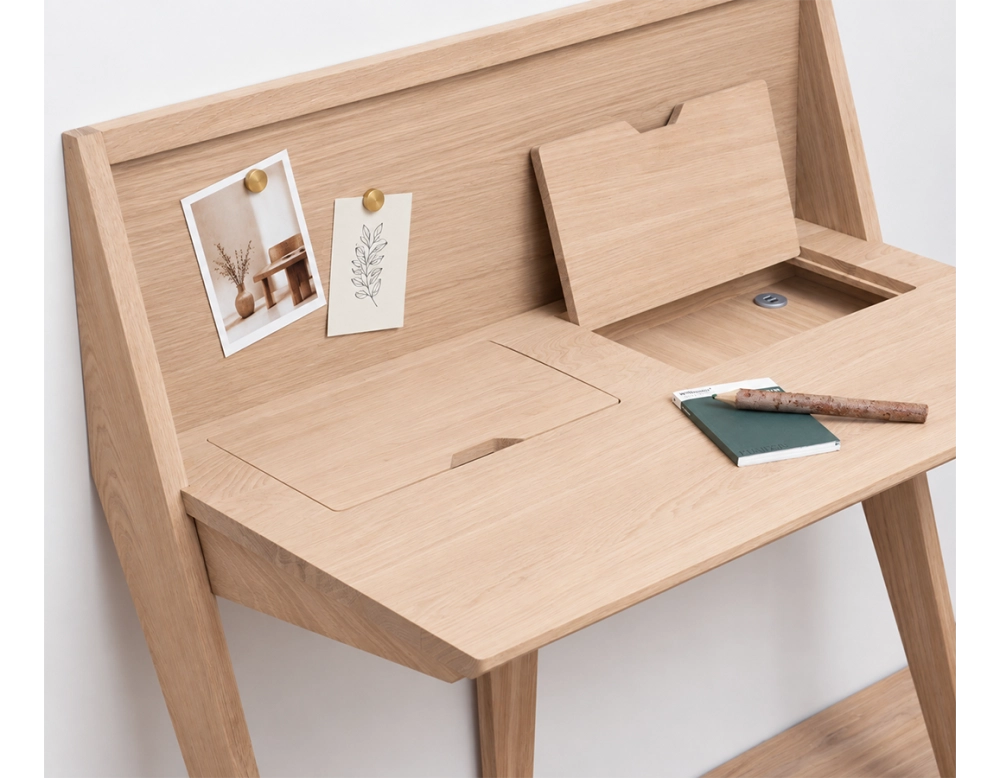 Bureau design en chêne teinte naturelle
