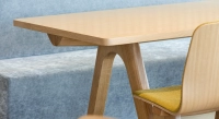 Table salle à manger en chêne 6 personnes teinte naturelle plateau bois 160x100 cm