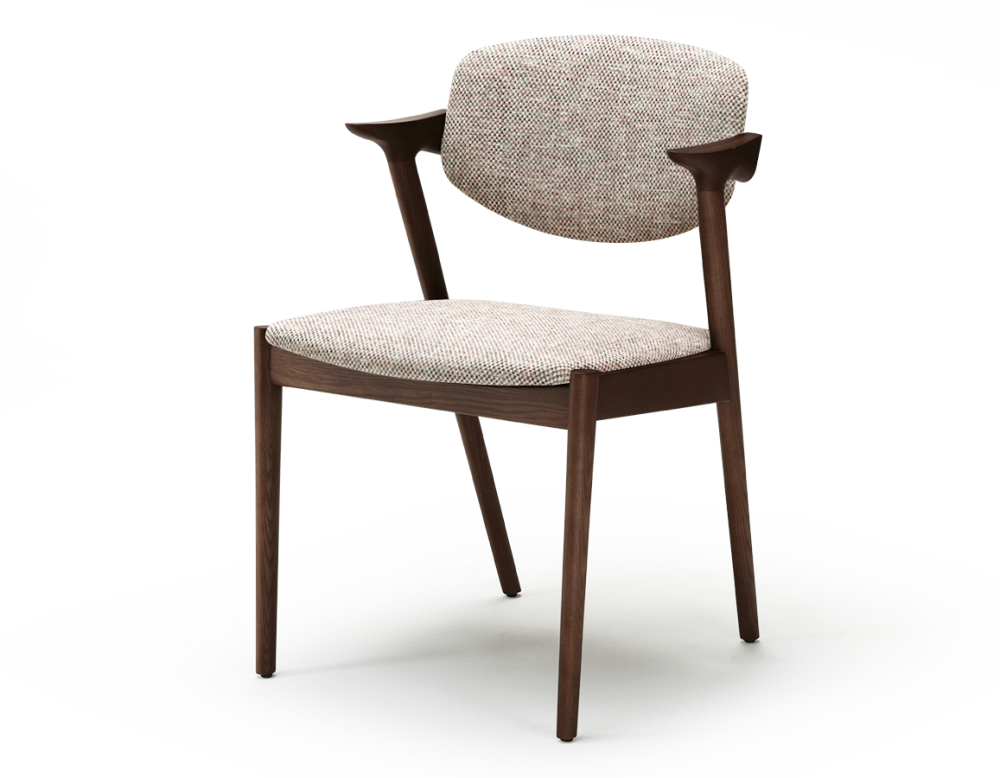 Chaise scandinave bois teinte marron foncé assise tissu fusion