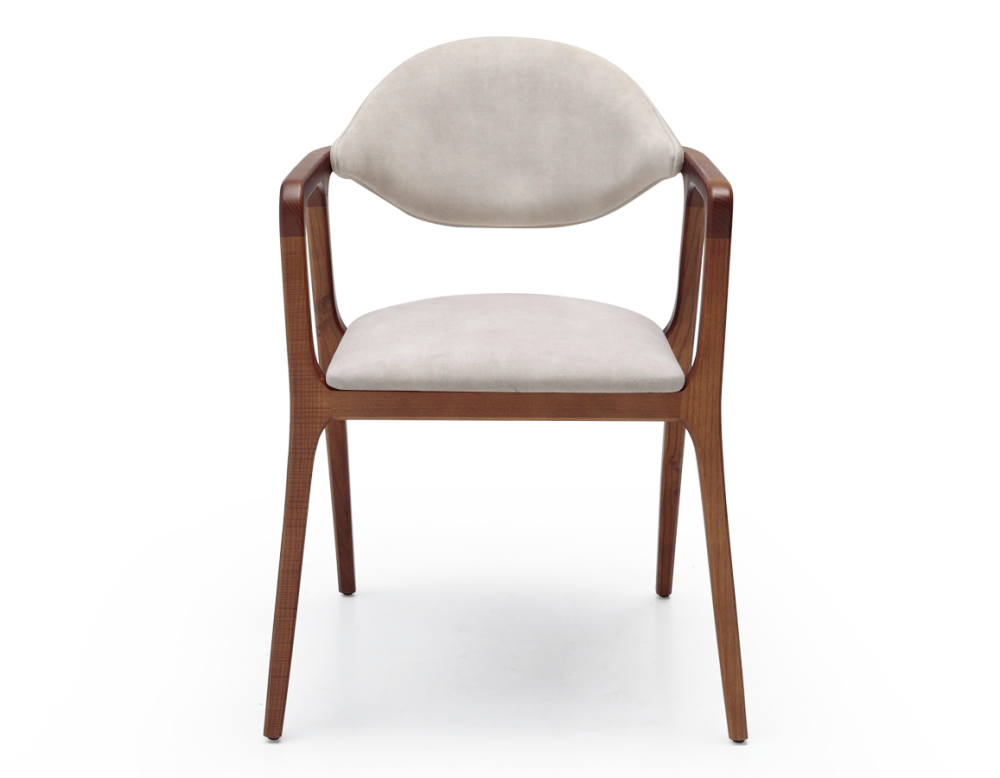 Chaise design avec accoudoirs bois teinte merisier et tissu velours sable