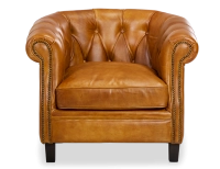 Fauteuil chesterfield cuir cognac accoudoirs cloutés
