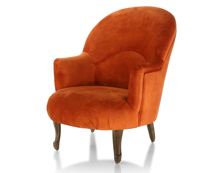 Fauteuil crapaud avec accoudoirs pieds bois teinte noyer et tissu velours terracotta