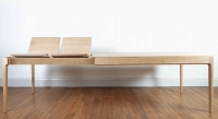 Mesa extensible de 8 a 14 personas de roble con tablero y extensiones de madera en tinte natural 210x100 cm