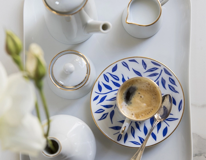 Tasse à café avec soucoupe en porcelaine lot de 2