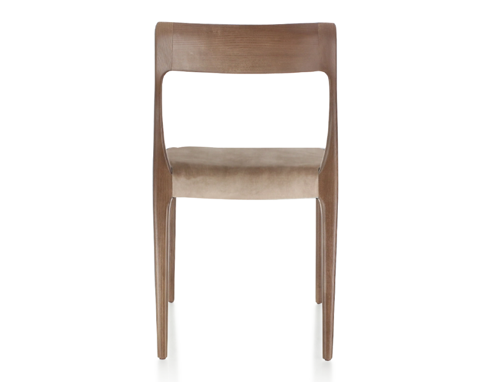 Chaise scandinave bois teinte marron foncé assise tissu velours taupe clair
