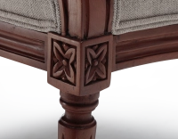 Sillón bergère estilo Luis XVI madera con tinte envejecido y tejido beige natural