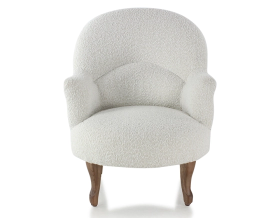 Sillón crapaud con reposabrazos patas de madera tinte nogal y tejido rizado blanco