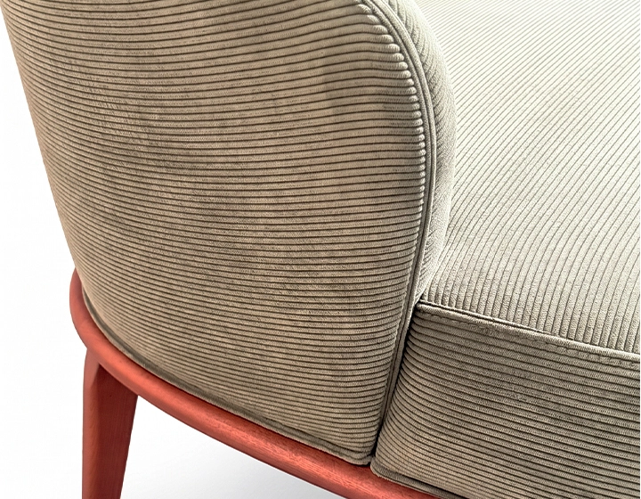 Fauteuil design tissu velours côtelé vert forêt