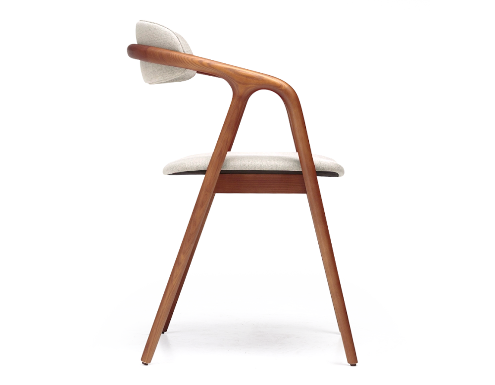 Chaise scandinave bois teinte merisier assise tissu beige naturel