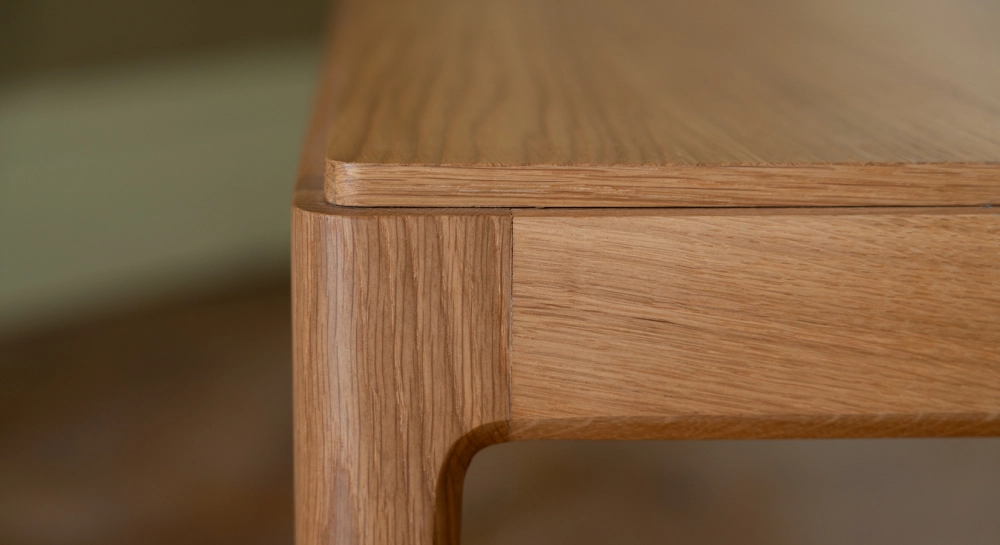 Mesa extensible de 6 a 10 personas de roble y cerámica con extensiones de madera con madera de tinte natural y tablero cerámico ossido 160x100 cm
