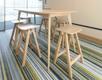 Taburete de bar de roble H60 cm madera en tinte natural