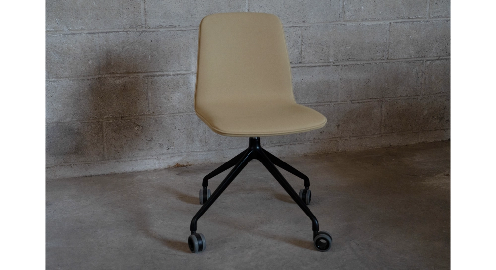 Chaise de bureau à roulettes assise tissu kaki clair