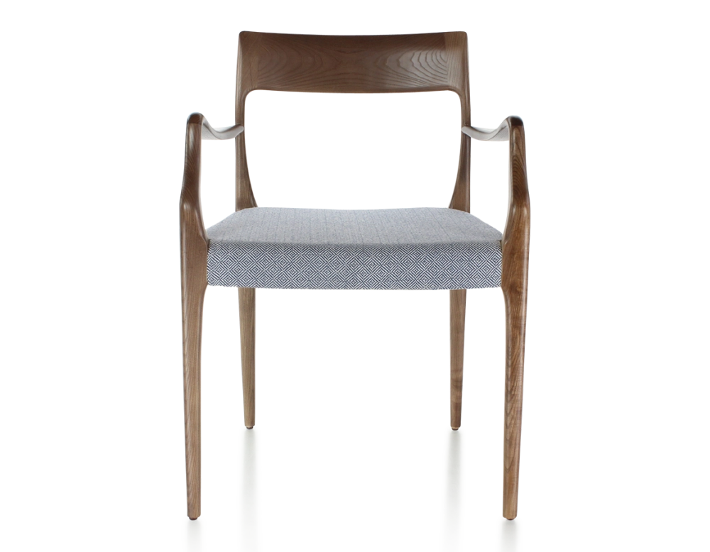 Chaise scandinave avec accoudoirs bois teinte marron foncé assise tissu chevron bleu