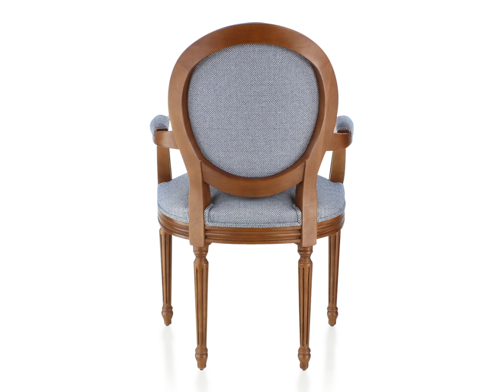 Silla antigua estilo Luis XVI con reposabrazos madera con tinte envejecido y tejido chevron azul