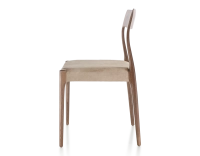Chaise scandinave bois teinte marron foncé assise tissu velours taupe clair