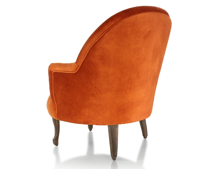 Fauteuil crapaud avec accoudoirs pieds bois teinte noyer et tissu velours terracotta