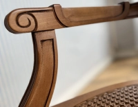 Chaise ancienne style Louis XVI avec accoudoirs bois teinte ancienne assise et dossier cannés
