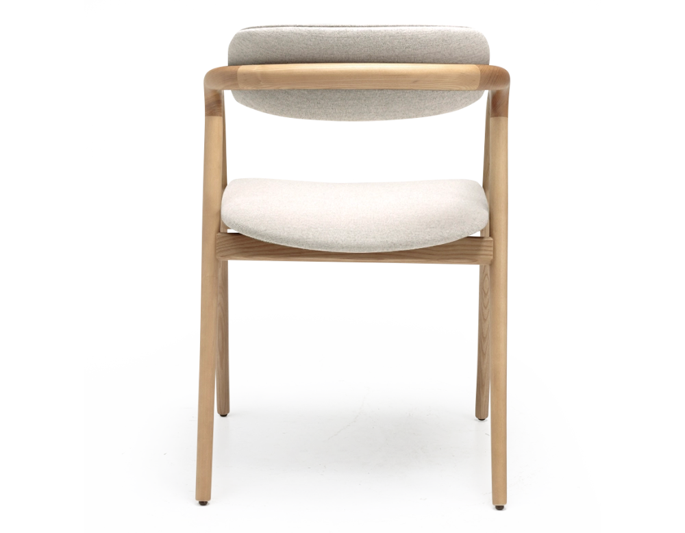 Chaise scandinave bois teinte naturelle assise tissu beige naturel