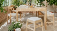 Table salle à manger en chêne 6 personnes teinte naturelle plateau bois 160x100 cm