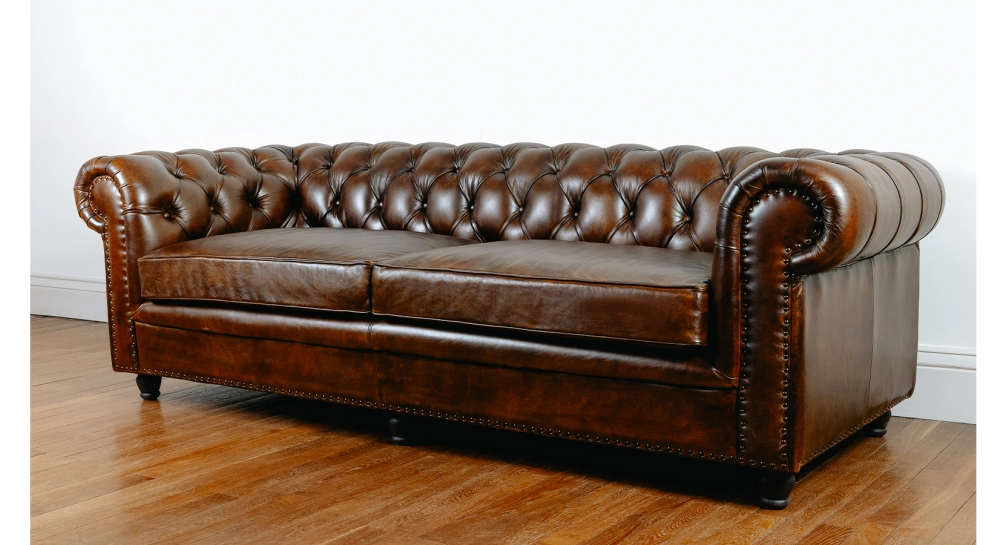 Sofá Chesterfield de piel de 3 plazas marrón intenso reposabrazos con tachuelas