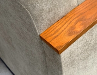 Sillón de diseño bois teinte merisier et tissu vert bambou