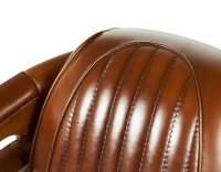 Club armchair in wood and leather marron vintage