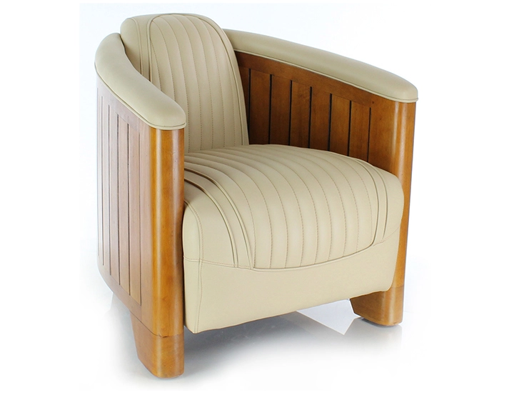 Sillón club de madera y piel beige