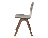 Chaise design en chêne teinte de bois marron foncé