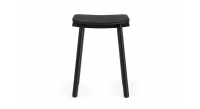 Tabouret en chêne tapissé H45 cm bois teinte noire assise tissu noir